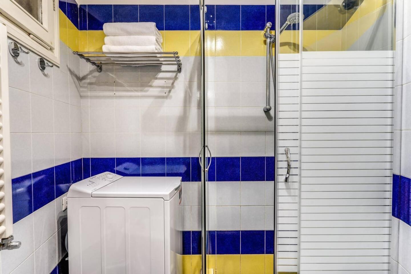 Splendid Flat On The Tiber River 罗马 外观 照片