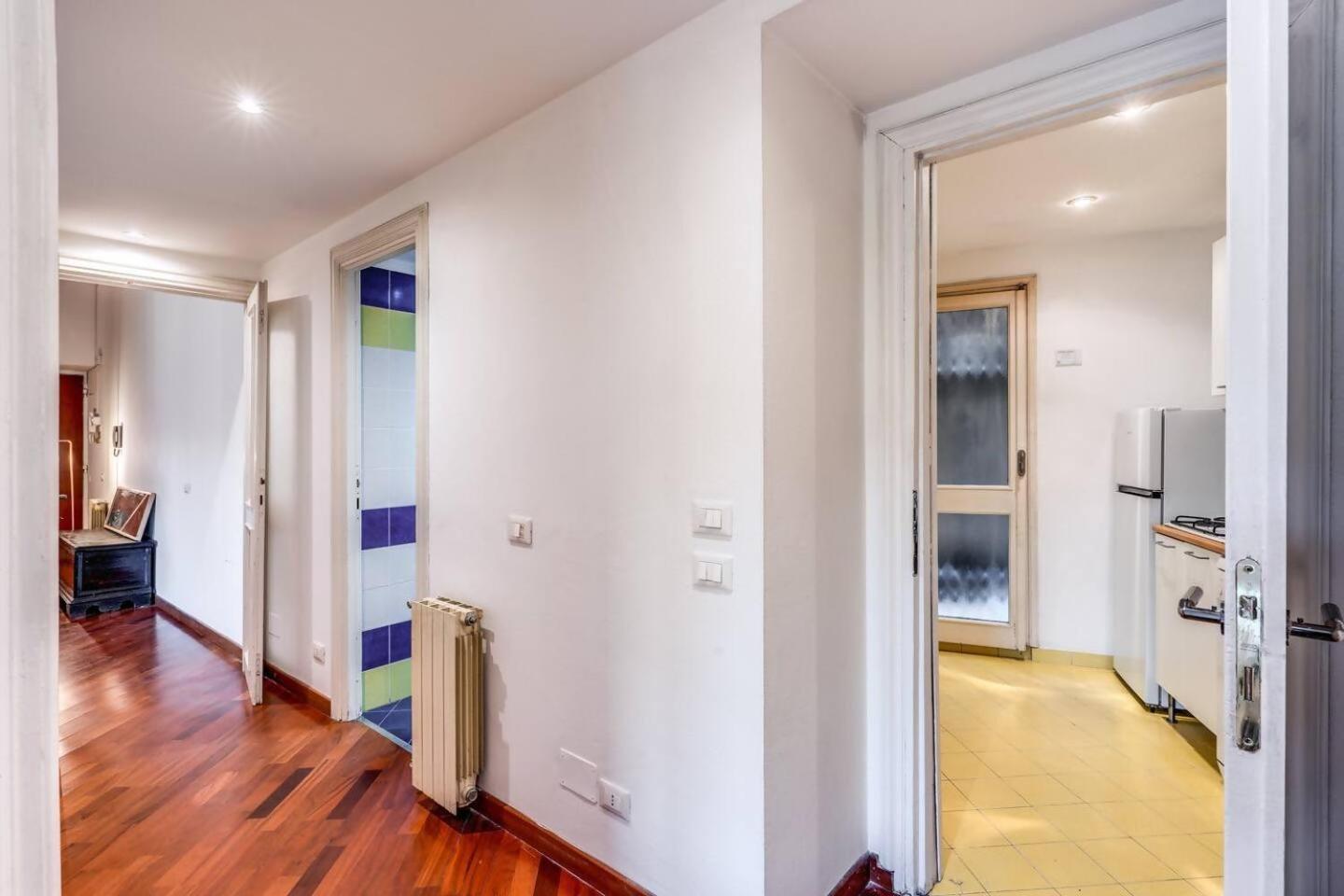 Splendid Flat On The Tiber River 罗马 外观 照片