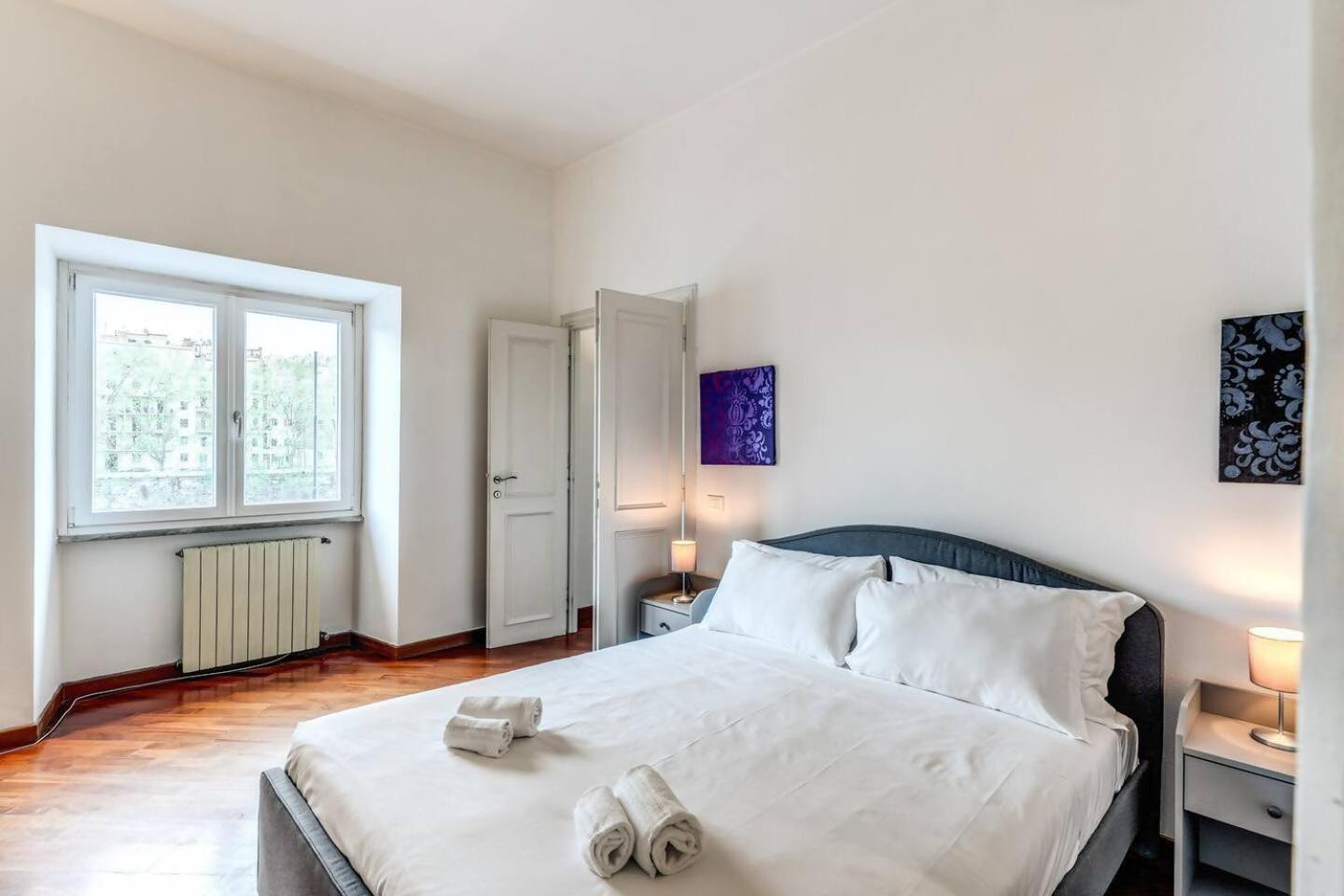Splendid Flat On The Tiber River 罗马 外观 照片